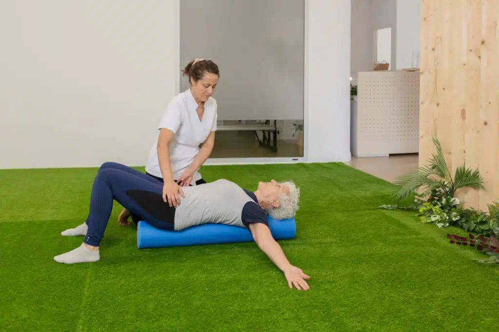 Rpg, reeducación postural global, ejercicio terapéutico: consiste en realizar ejercicio terapéutico. Reeducación de la postura corporal guía, corrige y mejora tus movimientos. #pilatesterapeutico #ejercicioterapeutico #rpg #suelopelvico #fisioterapia #calidaddevida #rpg #rpgvalencia